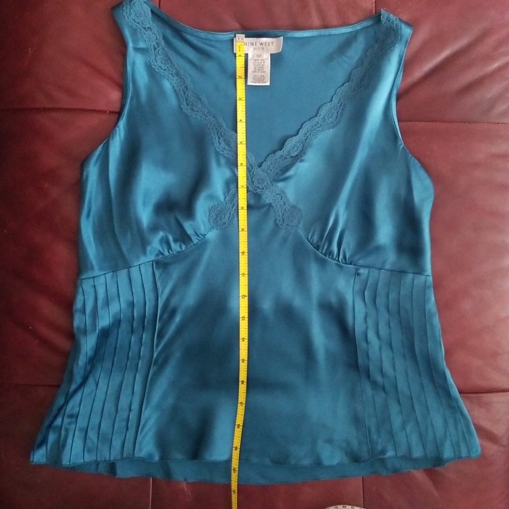 Silk Top - Picture 4 of 4